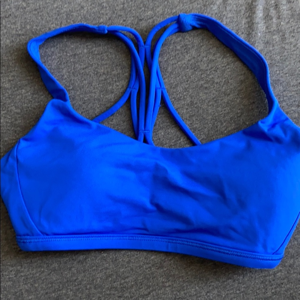 Lululemon sports bra